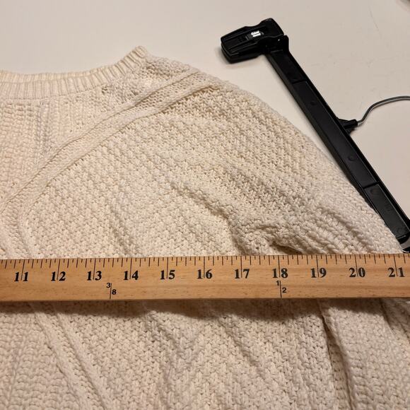 Silence + Noise Off White Pullover Cropped Sweater Size Small - Picture 5 of 6